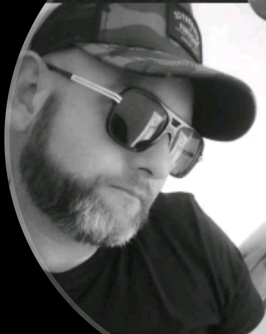 Raphaël - Schuders - Grisons | Annonce Rencontre