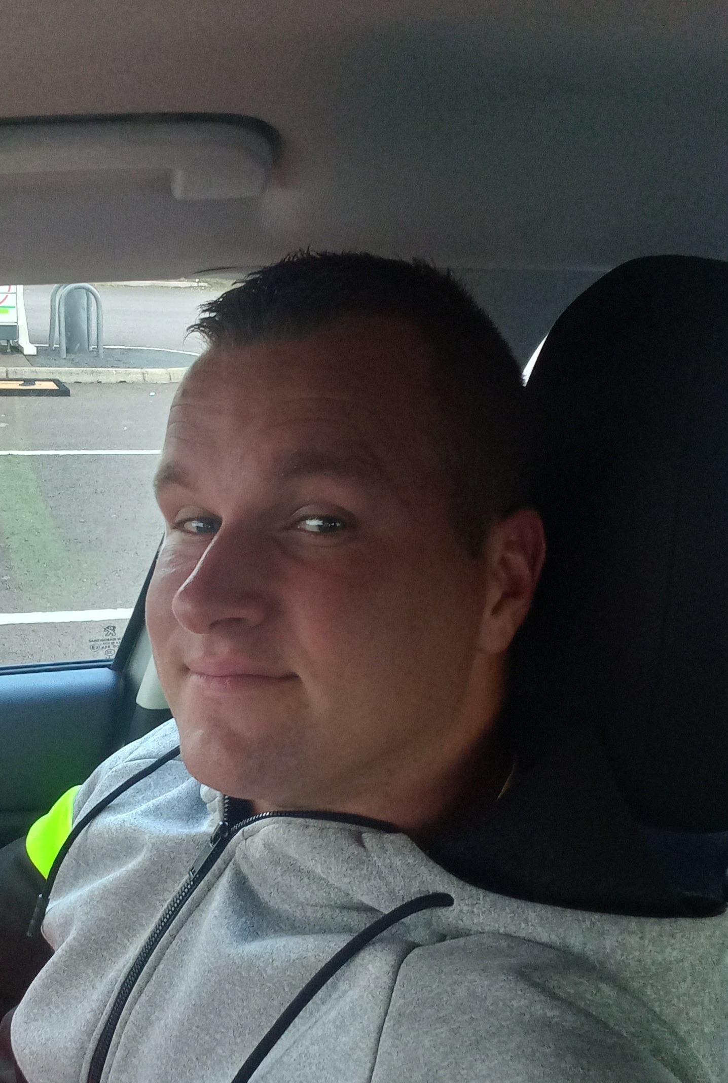 Nawfal - Schangnau - Berne | Annonce Rencontre