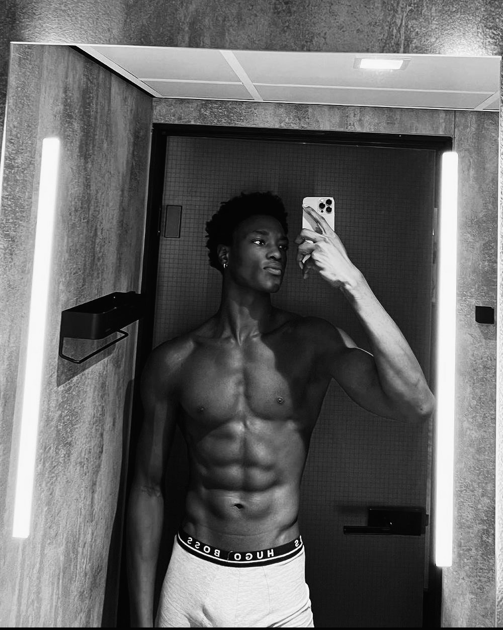 Jarrod - Essertines-sur-Rolle - Vaud | Annonce Rencontre