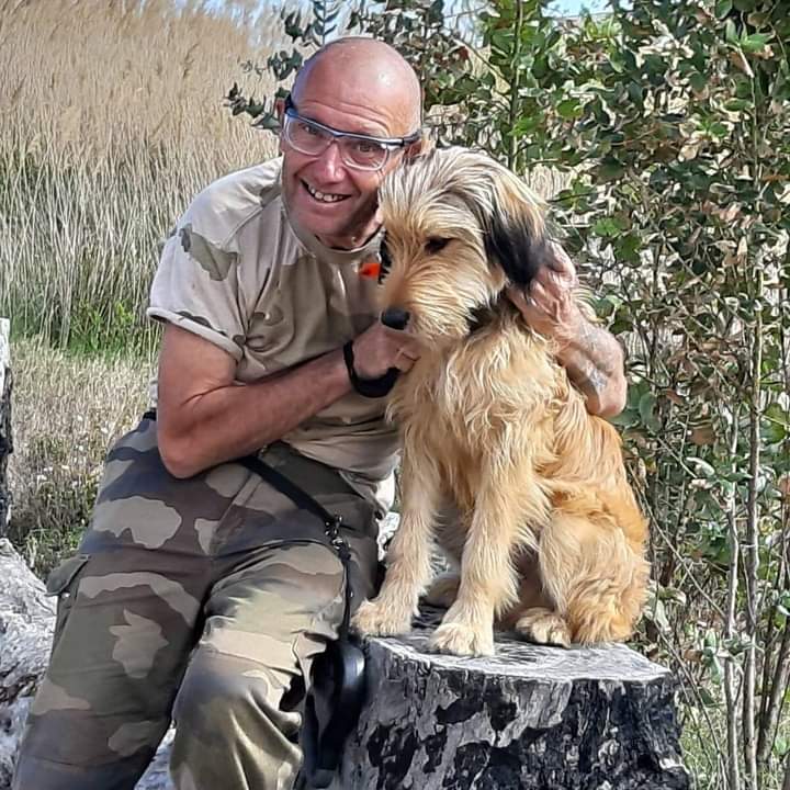 Melih - Buttes - Neuchâtel | Annonce Rencontre