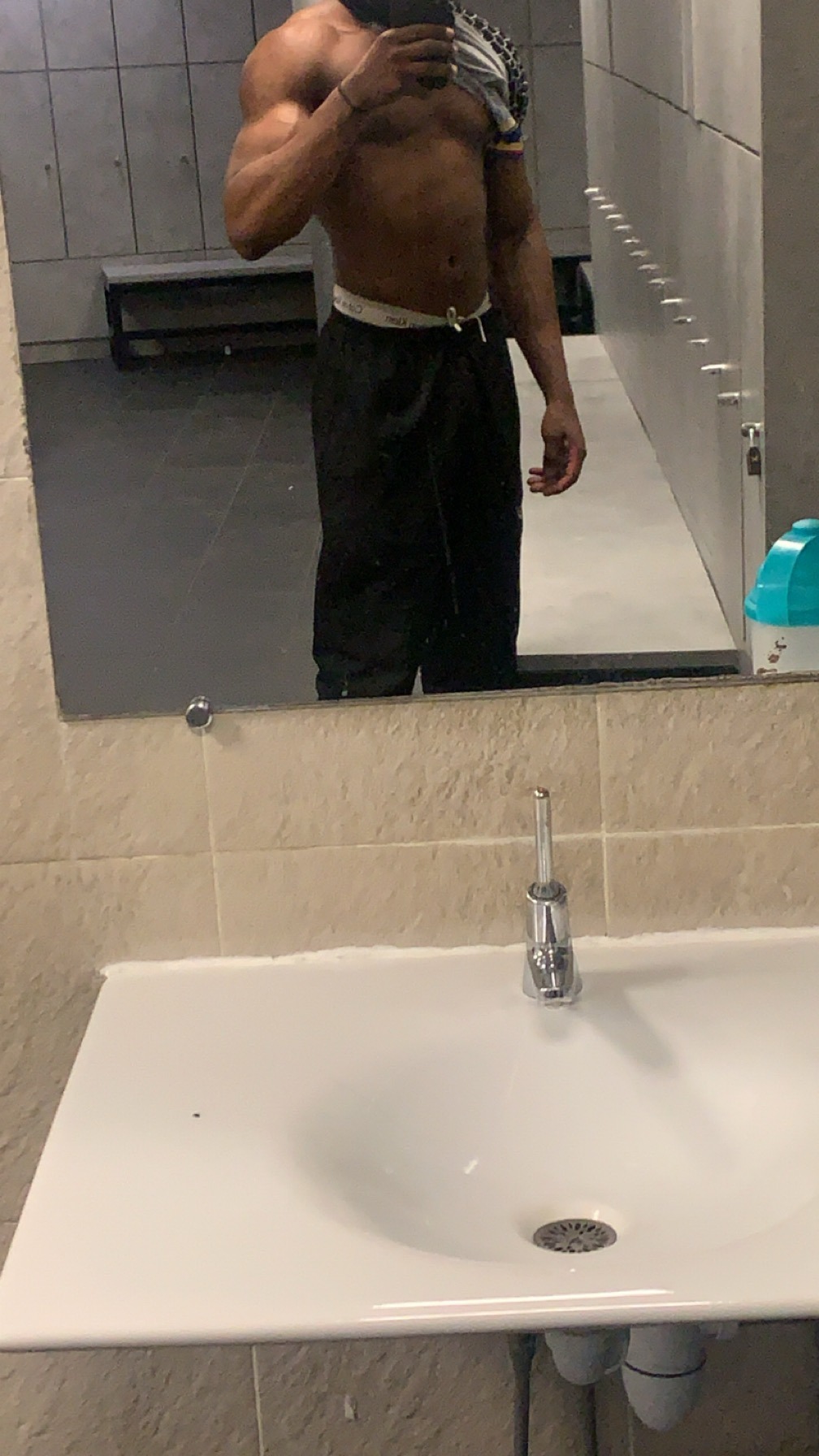 Kenzi - Fresens - Neuchâtel | Annonce Rencontre