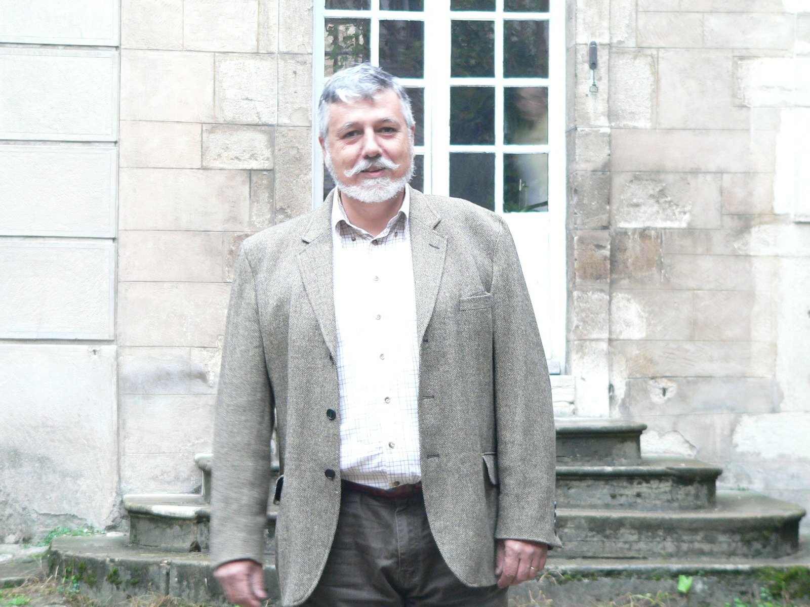 Therence - Brontallo - Tessin | Annonce Rencontre