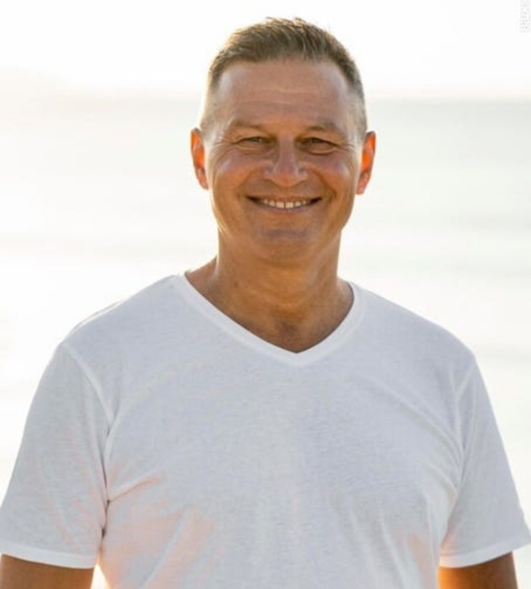 Binyamin - Saanenmöser - Berne | Annonce Rencontre